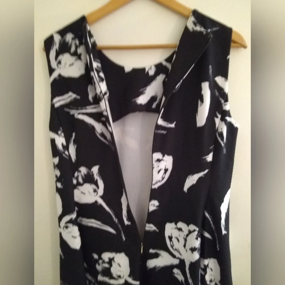 DKNY Dress - Picture 4 of 7